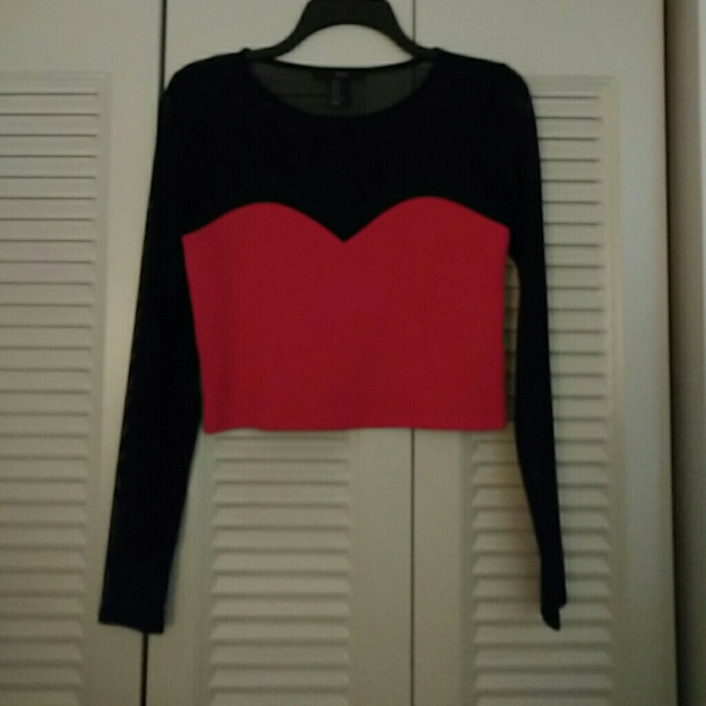 Pretty Top 🎁